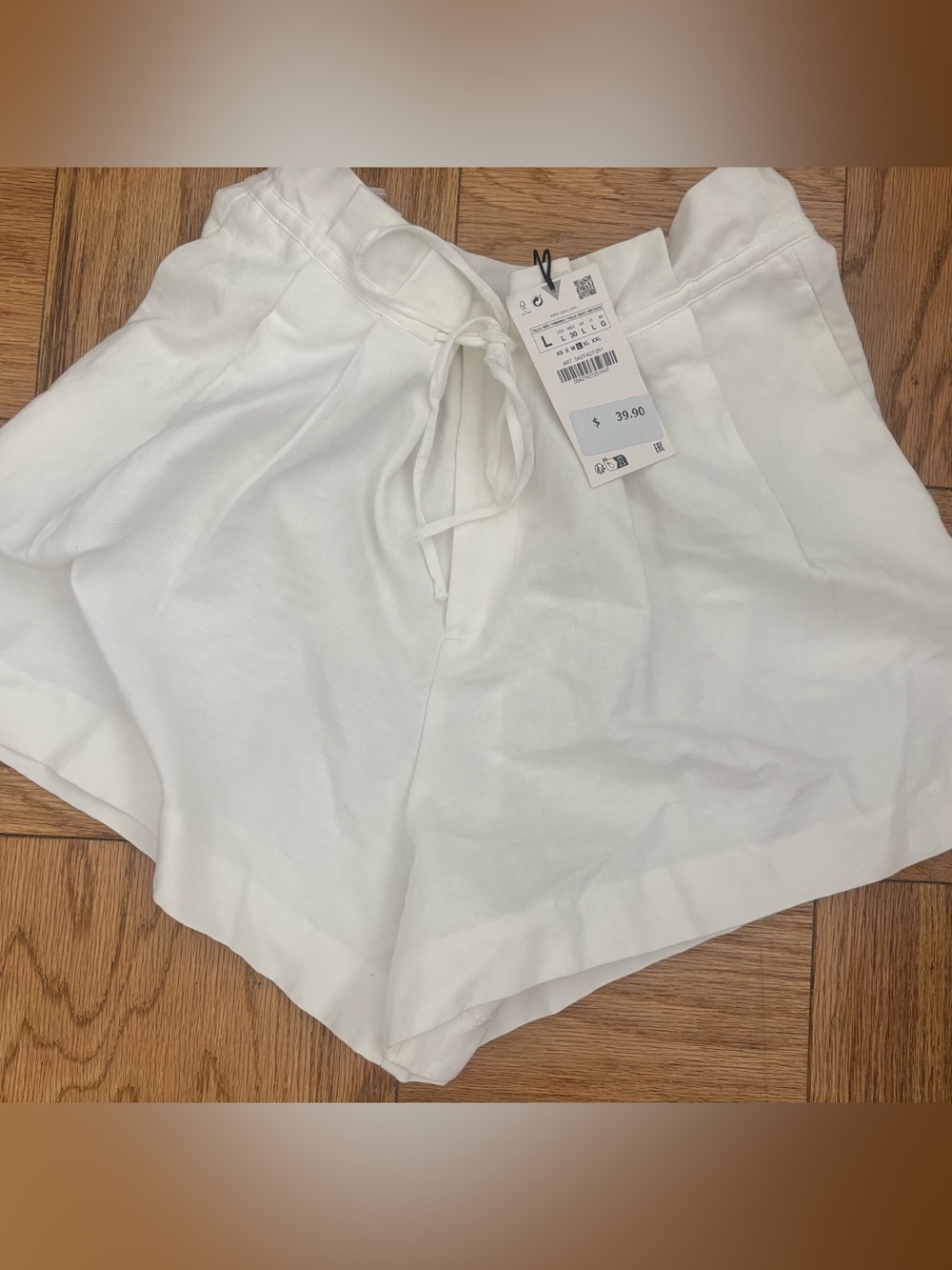 Zara White High-Waist Paperbag Drawstring Shorts